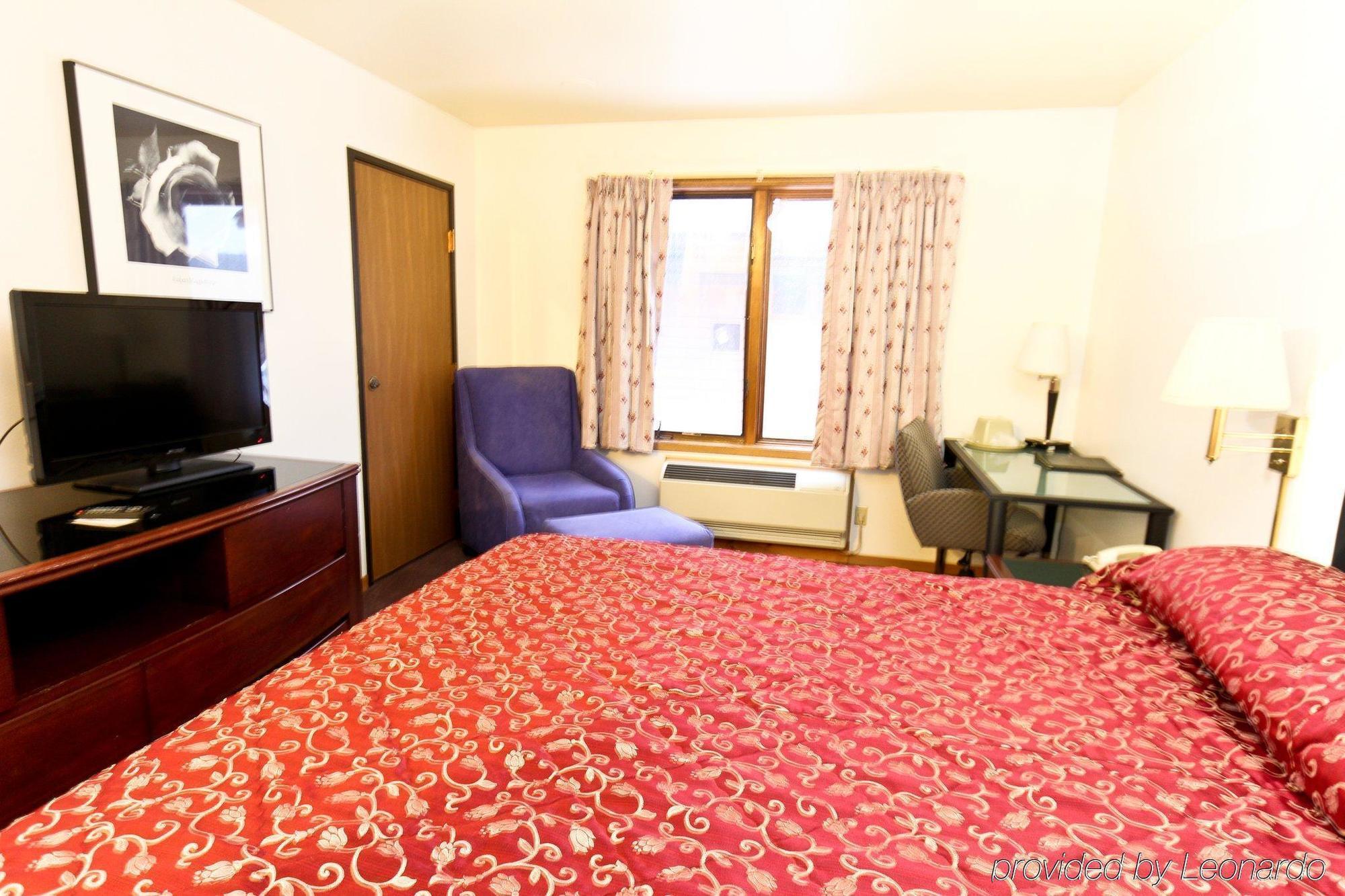 Luck Country Inn Экстерьер фото